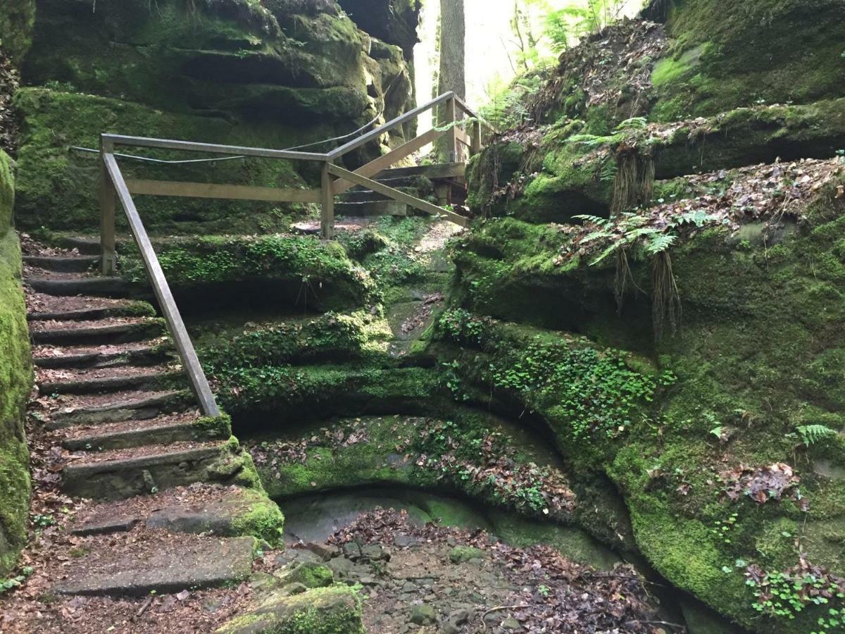 Pension Zum Golfstuebchen Echternacherbruck Bagian luar foto